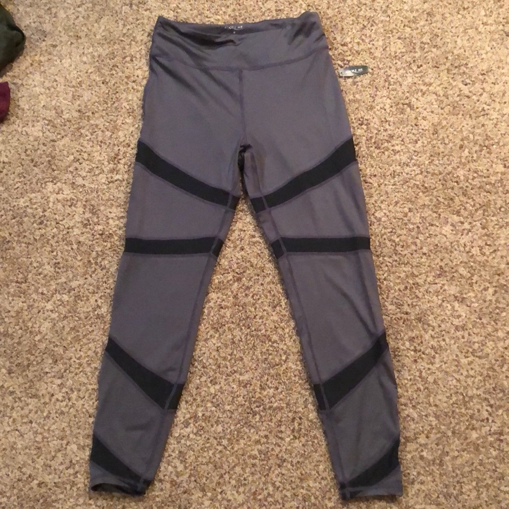 Gray Leggings with Mesh Stripes